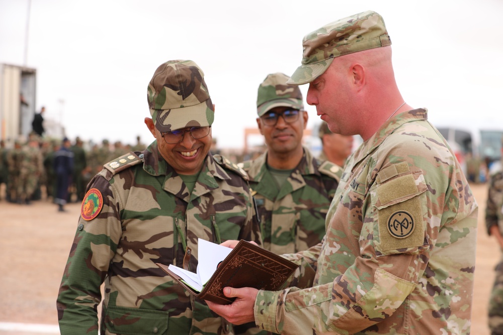 NY National Guard Presents Gifts to Moroccan Military Officers