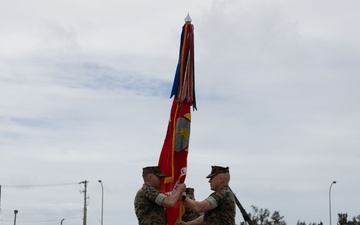 4th Marine Regiment Changes Command