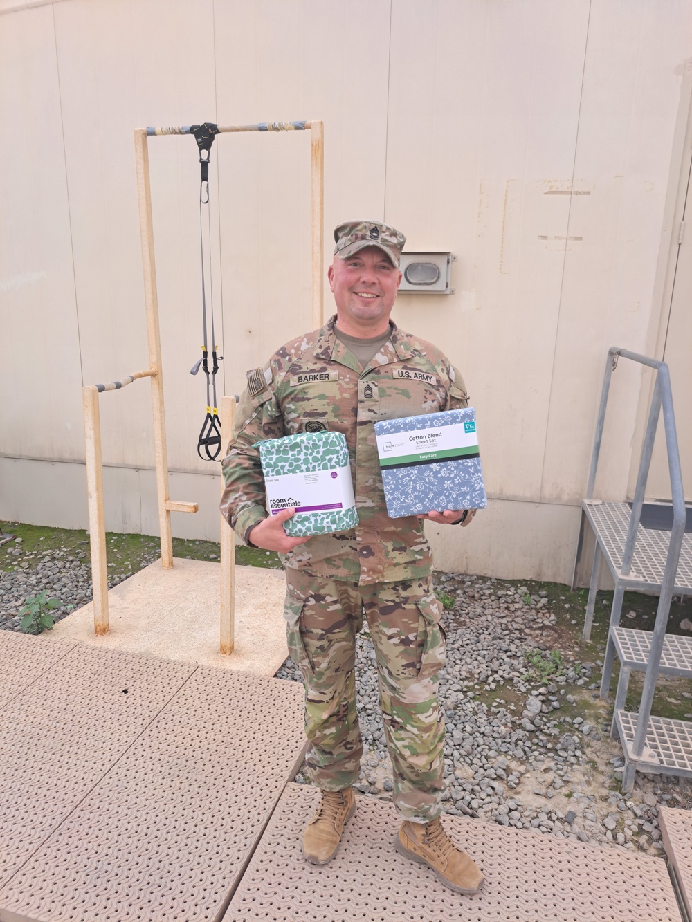 Soldiers receive care packages
