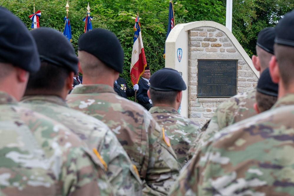 Members of the 101st Airborne Division honor fallen service members