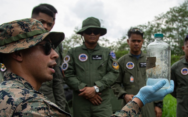 MASA 24: MWSS-371 teaches Philippine service members how to use an aviation fuel test kit