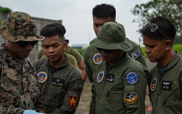 MASA 24: MWSS-371 teaches Philippine service members how to use an aviation fuel test kit