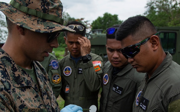 MASA 24: MWSS-371 teaches Philippine service members how to use an aviation fuel test kit