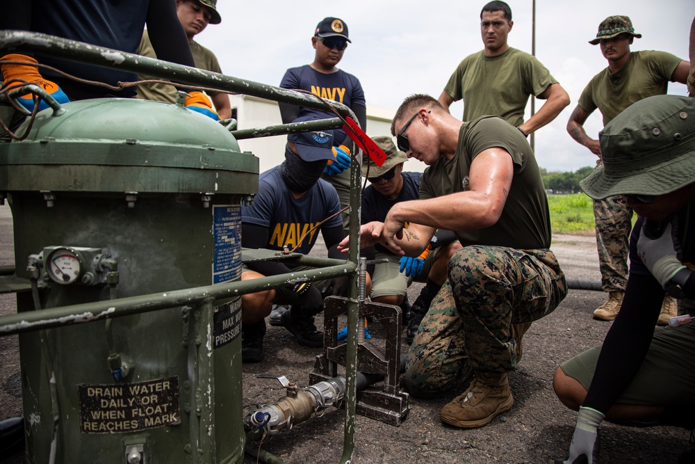 MASA 24: MWSS-371 conduct FARP SMEE with Philippine service members