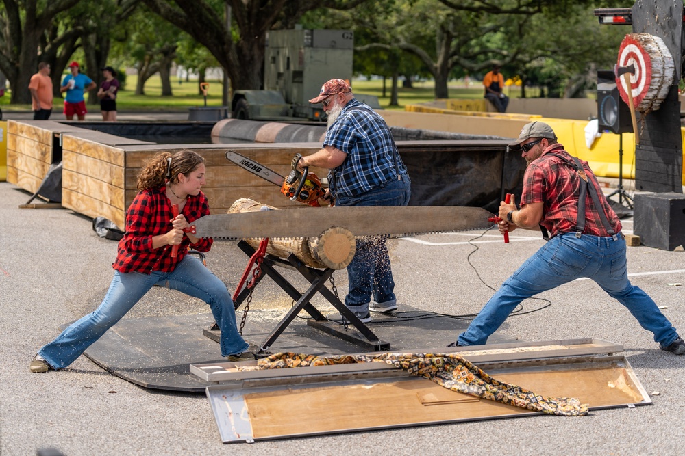 Paul Bunyan Lumberjack Show