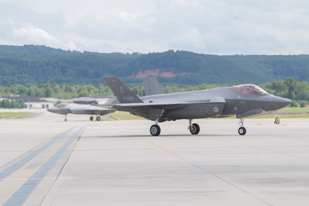 USAFE hosts first-ever basic fighter maneuver exercise at Ramstein