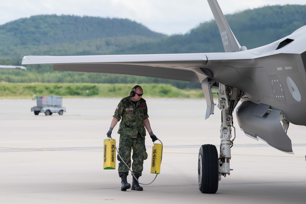 USAFE hosts first-ever basic fighter maneuver exercise at Ramstein