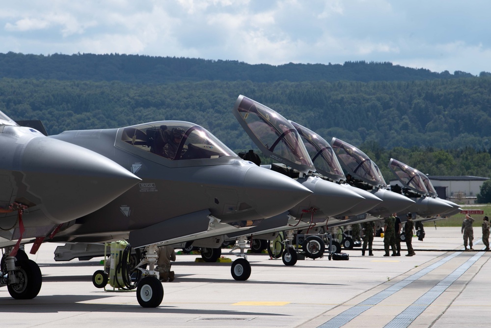 USAFE hosts first-ever basic fighter maneuver exercise at Ramstein