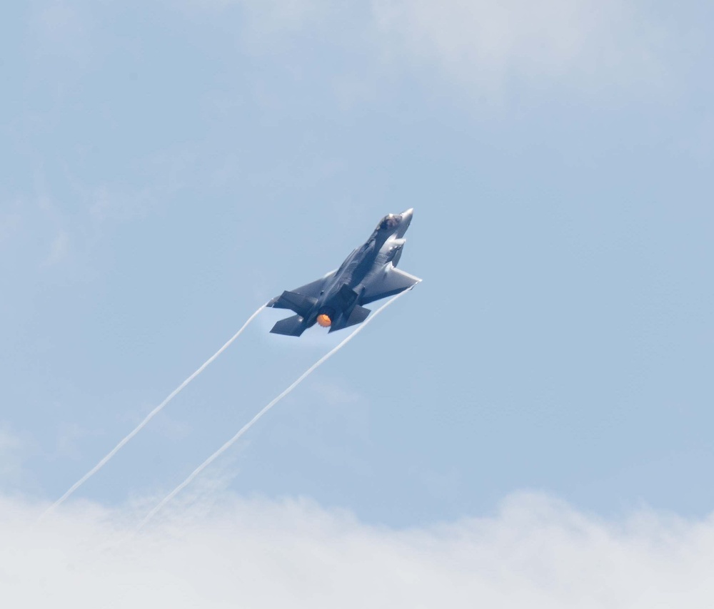 USAFE hosts first-ever basic fighter maneuver exercise at Ramstein