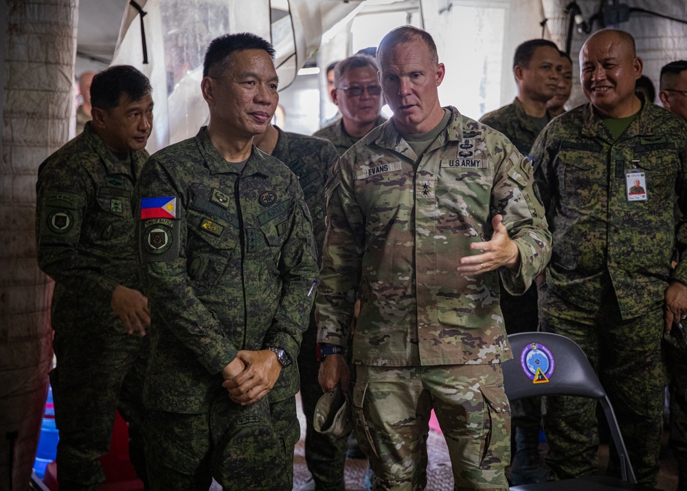 JPMRC-X | Philippines Army Lt. Gen. Roy M. Galido visit to JOC and AAR