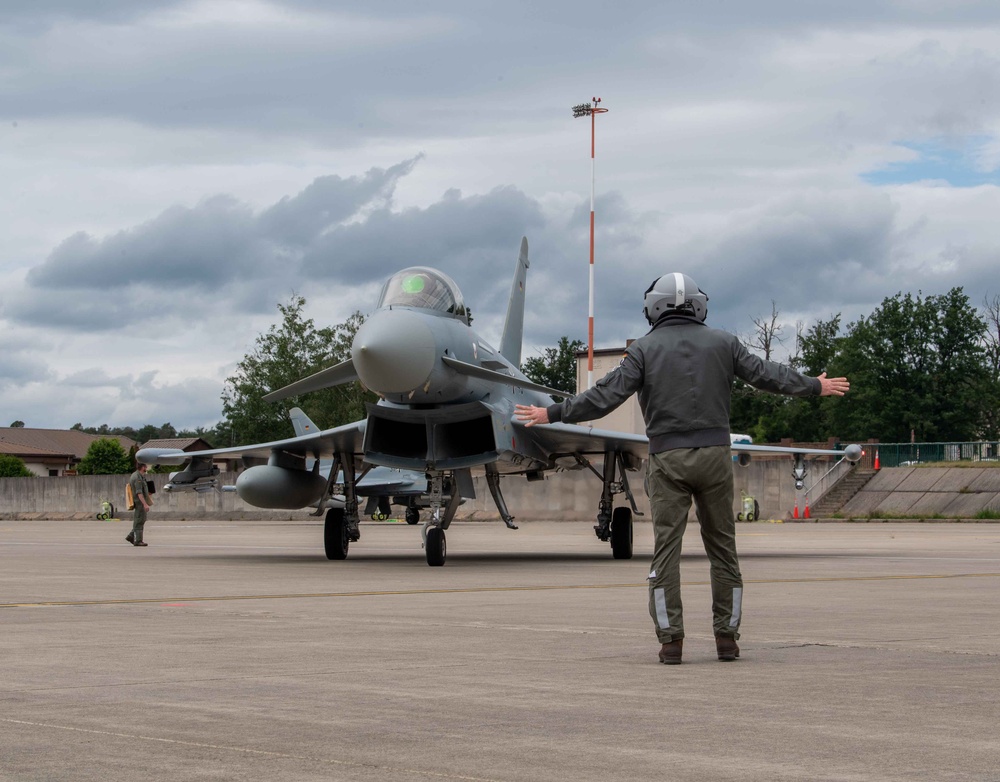 USAFE hosts first-ever basic fighter maneuver exercise at Ramstein