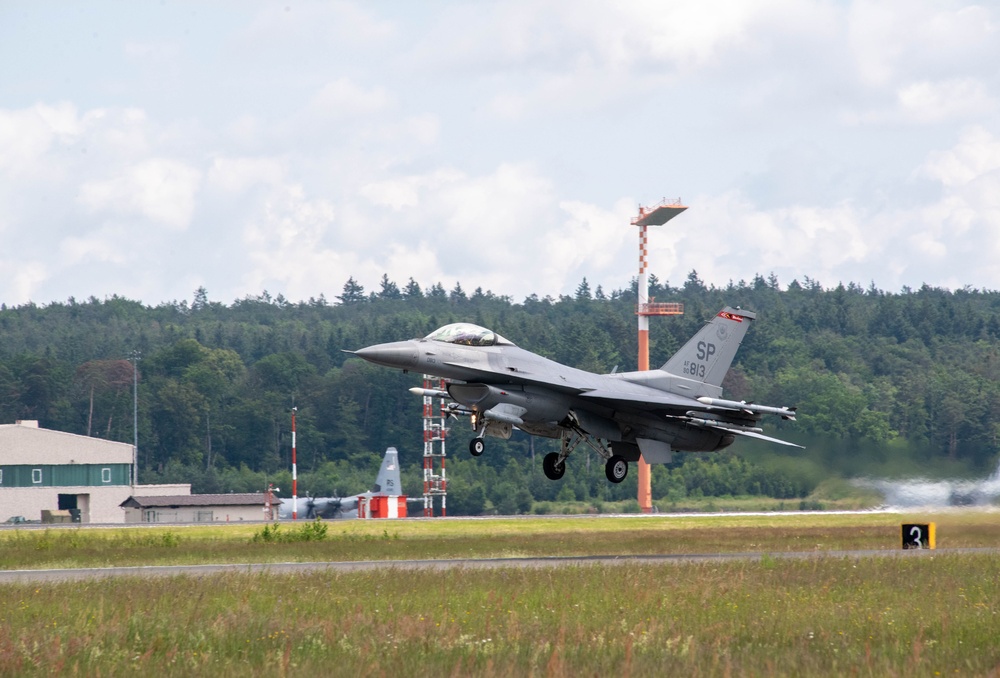 USAFE hosts first-ever basic fighter maneuver exercise at Ramstein