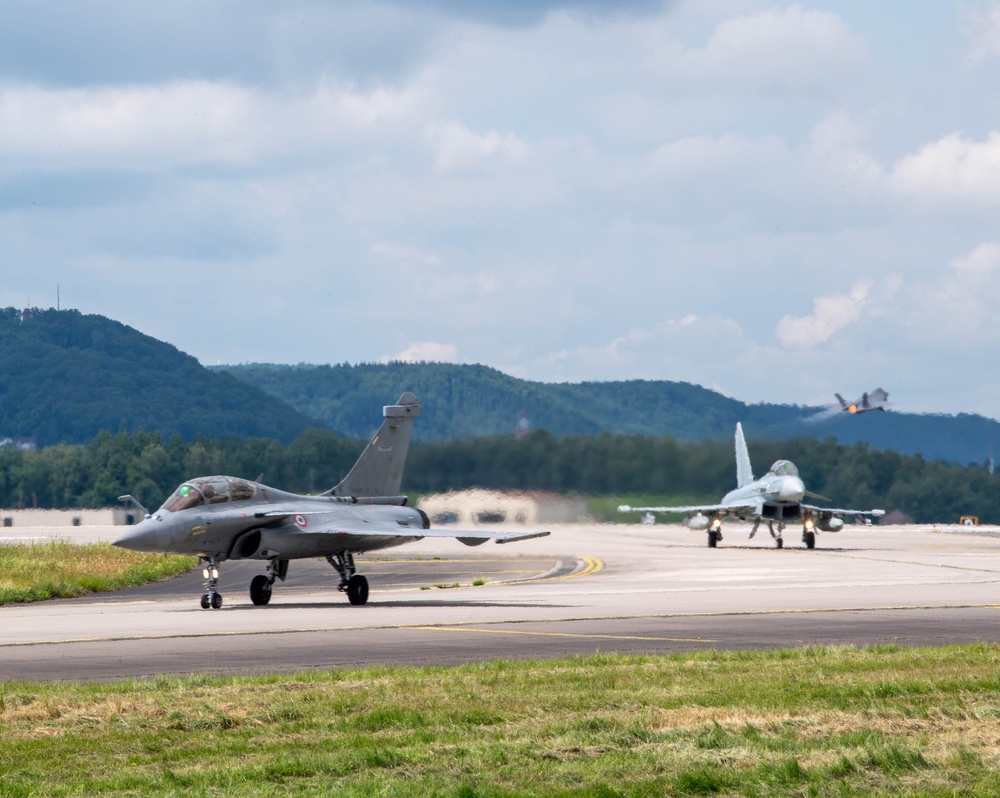 USAFE hosts first-ever basic fighter maneuver exercise at Ramstein