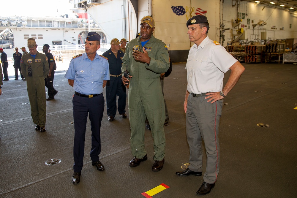 Austrian Deputy Chief of Defense Visits Ford