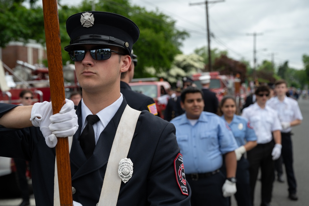 DVIDS Images Farmingdale Memorial Day Parade [Image 6 of 7]