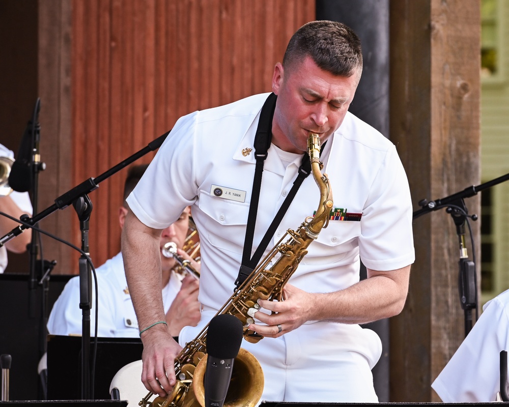 Navy Band Commodores Concert in Vienna, VA