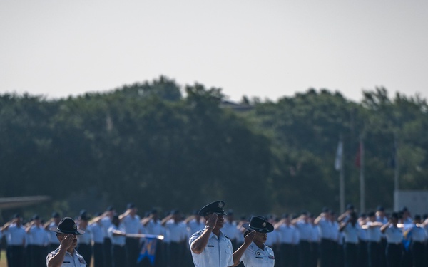 BMT recognized WW II Veterans