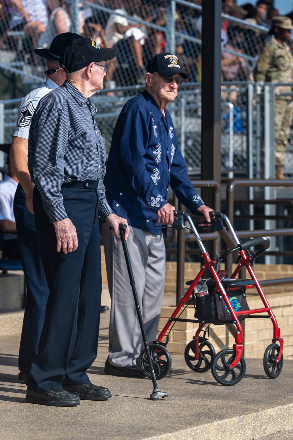 BMT recognized WW II Veterans