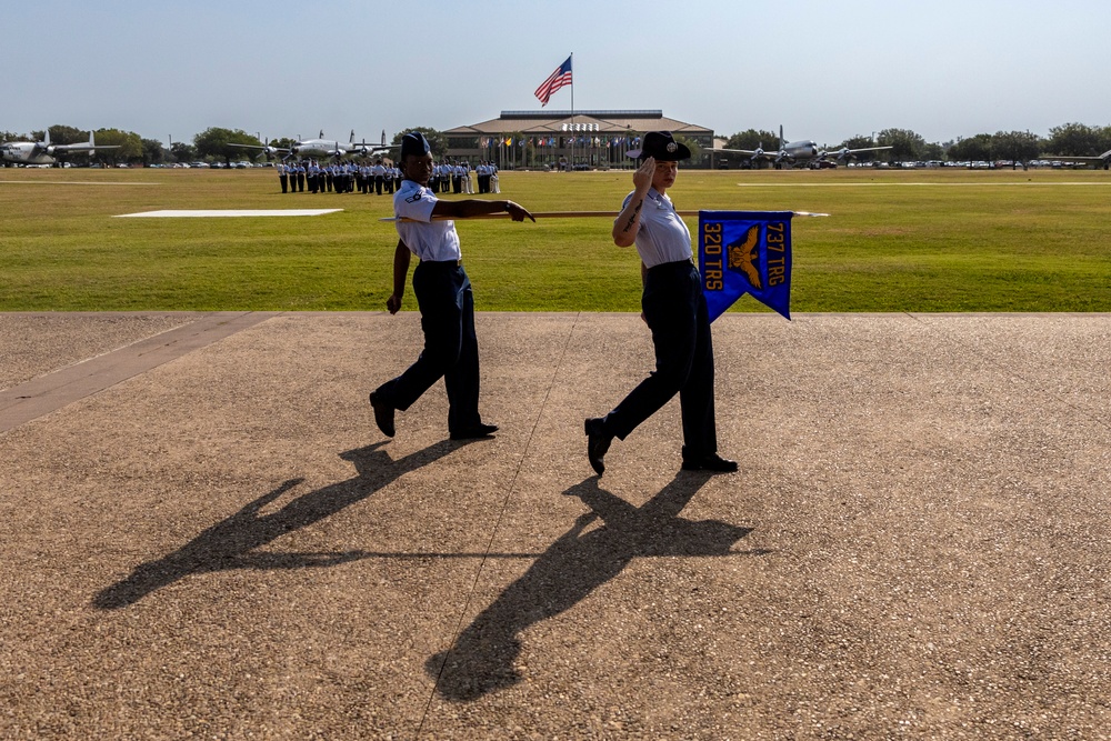 BMT recognized WW II Veterans