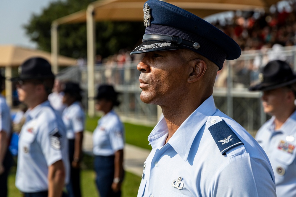 BMT recognized WW II Veterans