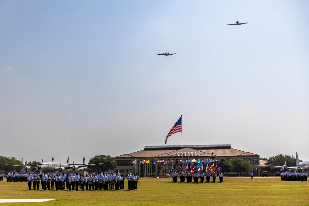 BMT recognized WW II Veterans