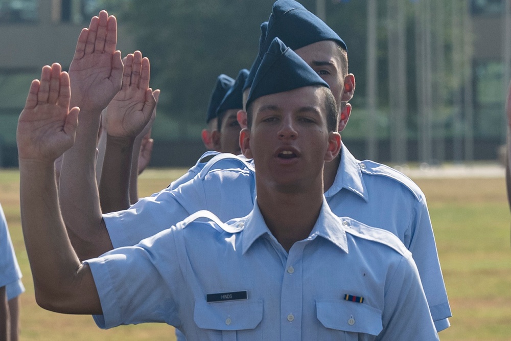 BMT recognized WW II Veterans