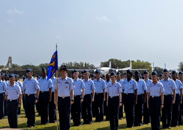BMT recognized WW II Veterans