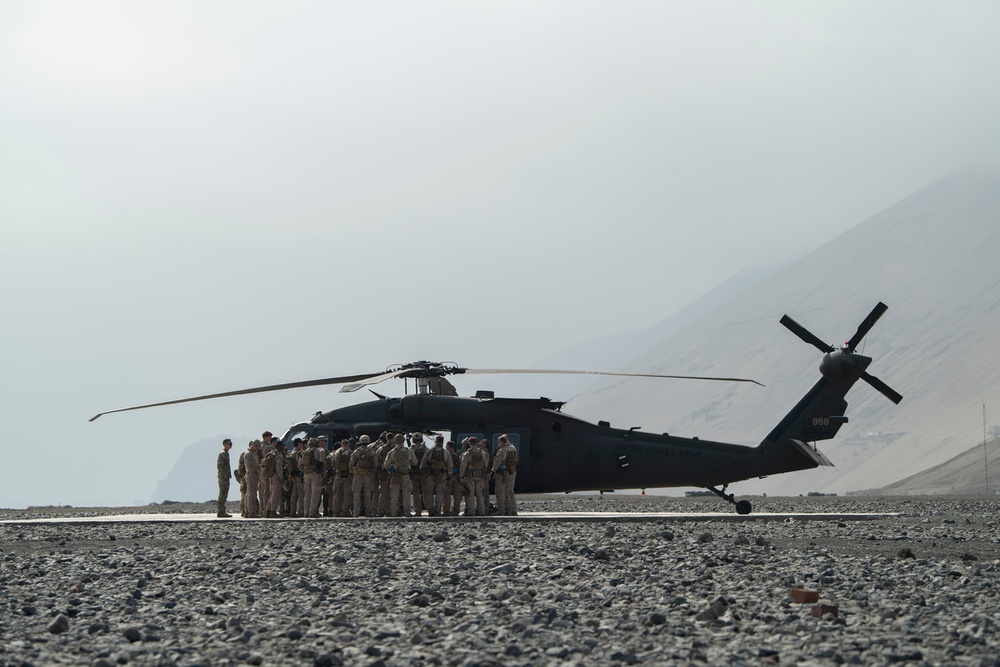 DVIDS - Images - Peru, US conduct fast rope operations during Resolute ...