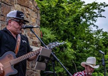 Fort Knox Summer Concert Series: Shannon Lawson performs live at Samuel Adams Brewhouse