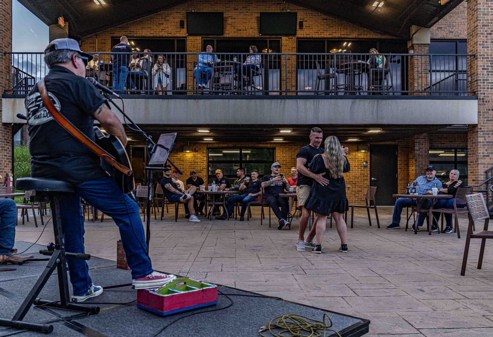 Fort Knox Summer Concert Series: Shannon Lawson performs live at Samuel Adams Brewhouse