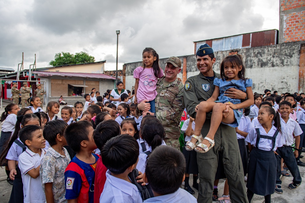 CJTF-RS24 leadership visits Iquitos school, hospital