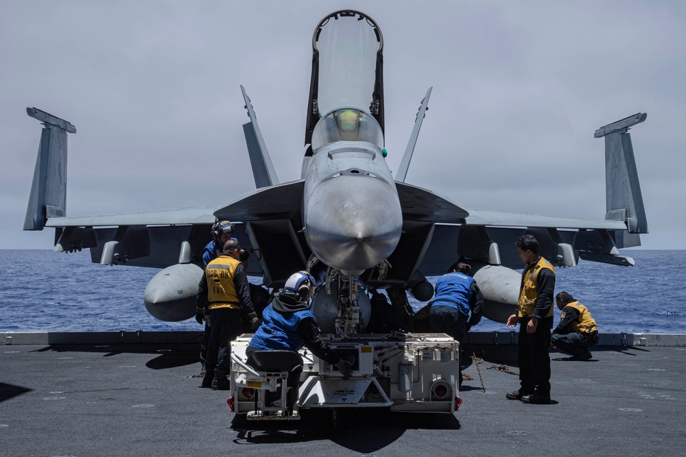Abraham Lincoln conducts flight operations