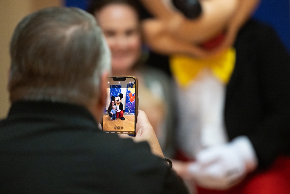 Blue Star Families and Disney Host Family Event