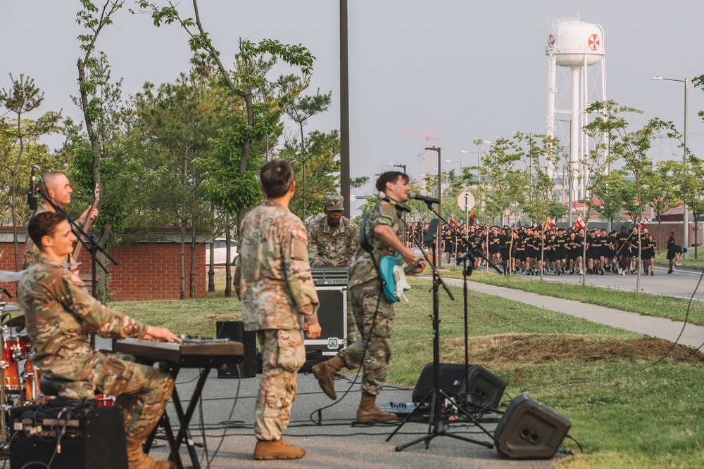 KATUSA Friendship Week begins with Eighth Army run