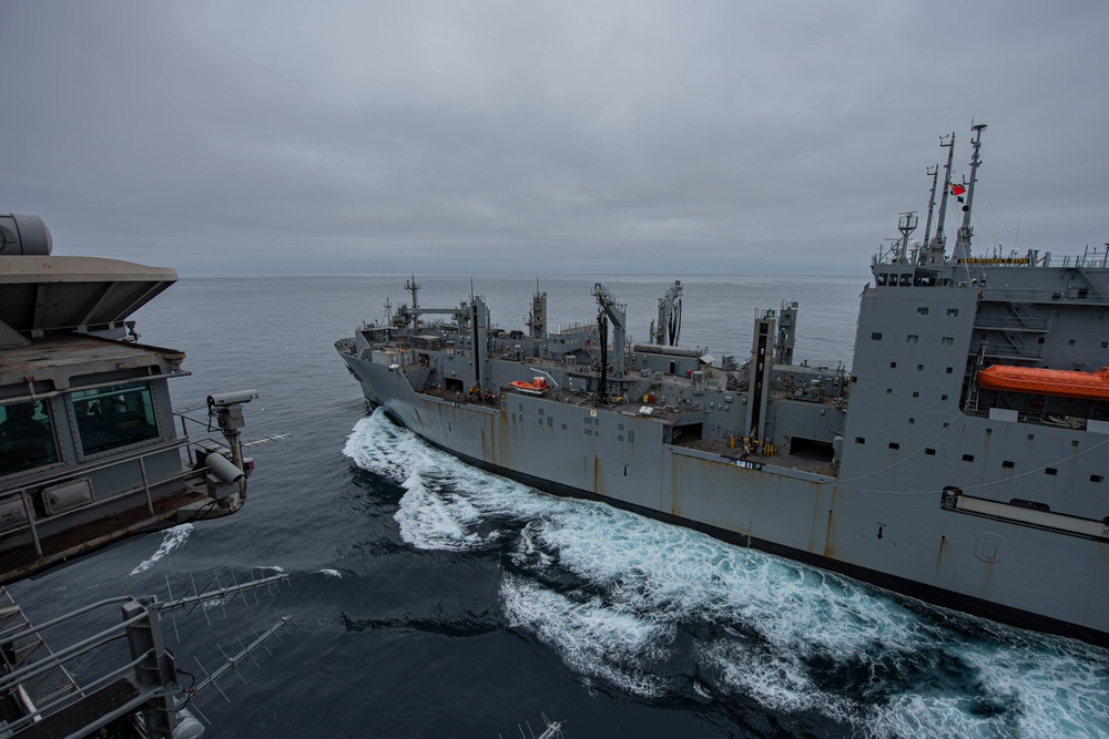 Abraham Lincoln conducts an ammunition handling evolution