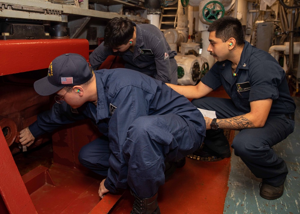 Maintenance aboard USS Robert Smalls