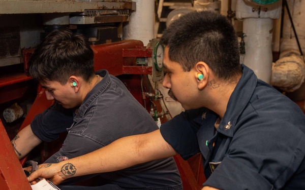 Maintenance aboard USS Robert Smalls