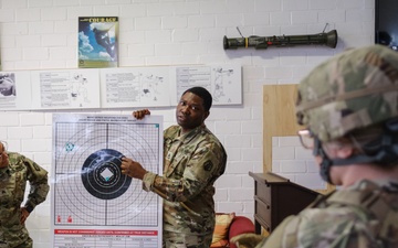 U.S. Army Reserve Soldiers Simulate Weapons Training