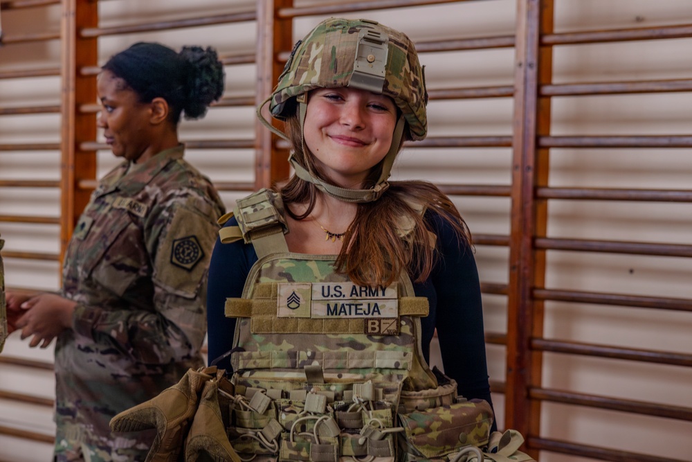 V Corps &amp; USAG Poland Soldiers Visit Poznan Sports School