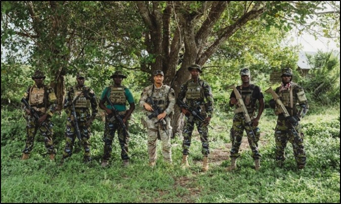 Manda Bay, Kenya (MBK)-US Army and Kenyan Marines Conduct Joint Patrol