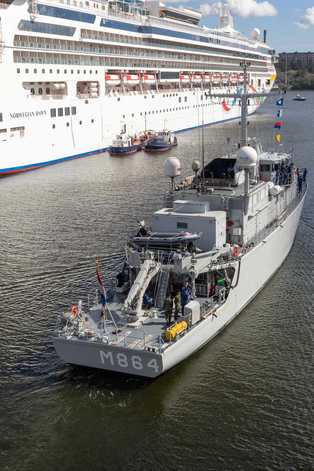 BALTOPS 24 Ship Transits Through Sweden
