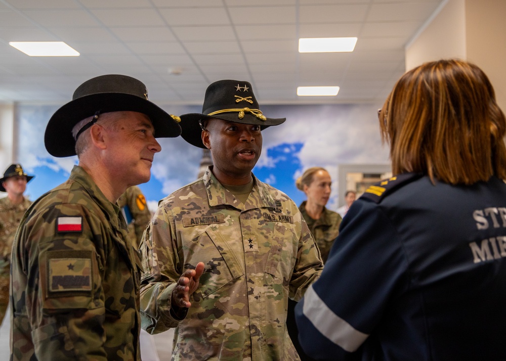 1st Cavalry Division Hosts Polish Local and Military Leaders