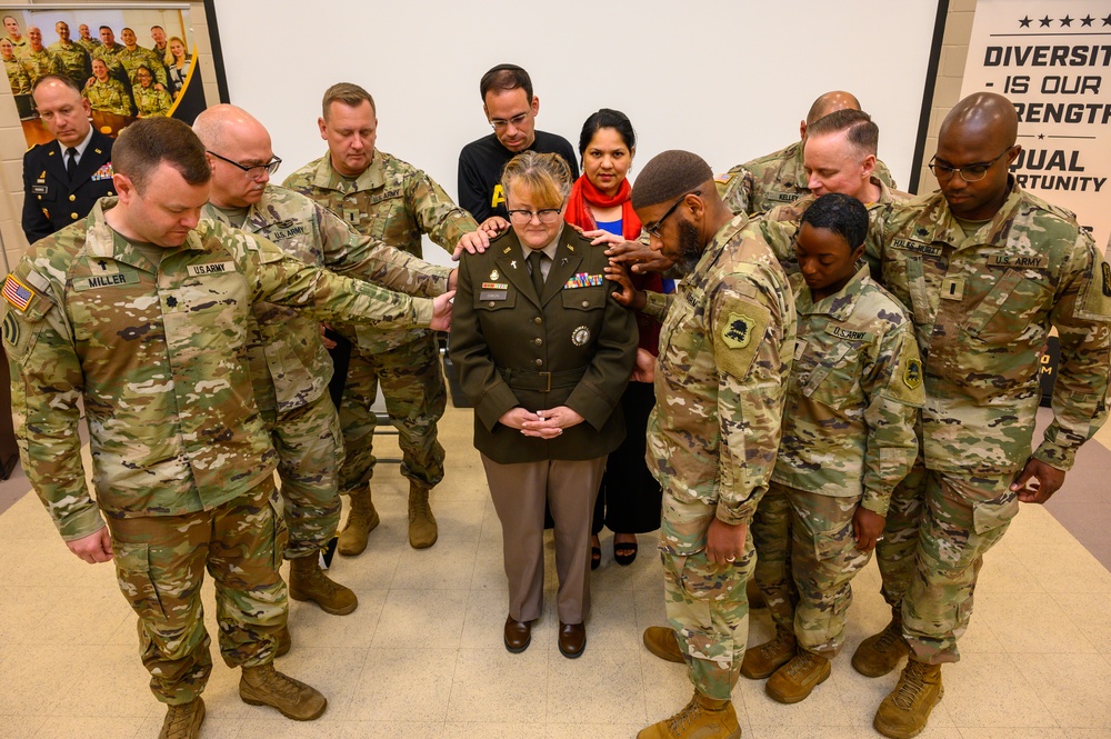 Chaplain Simon promoted to colonel