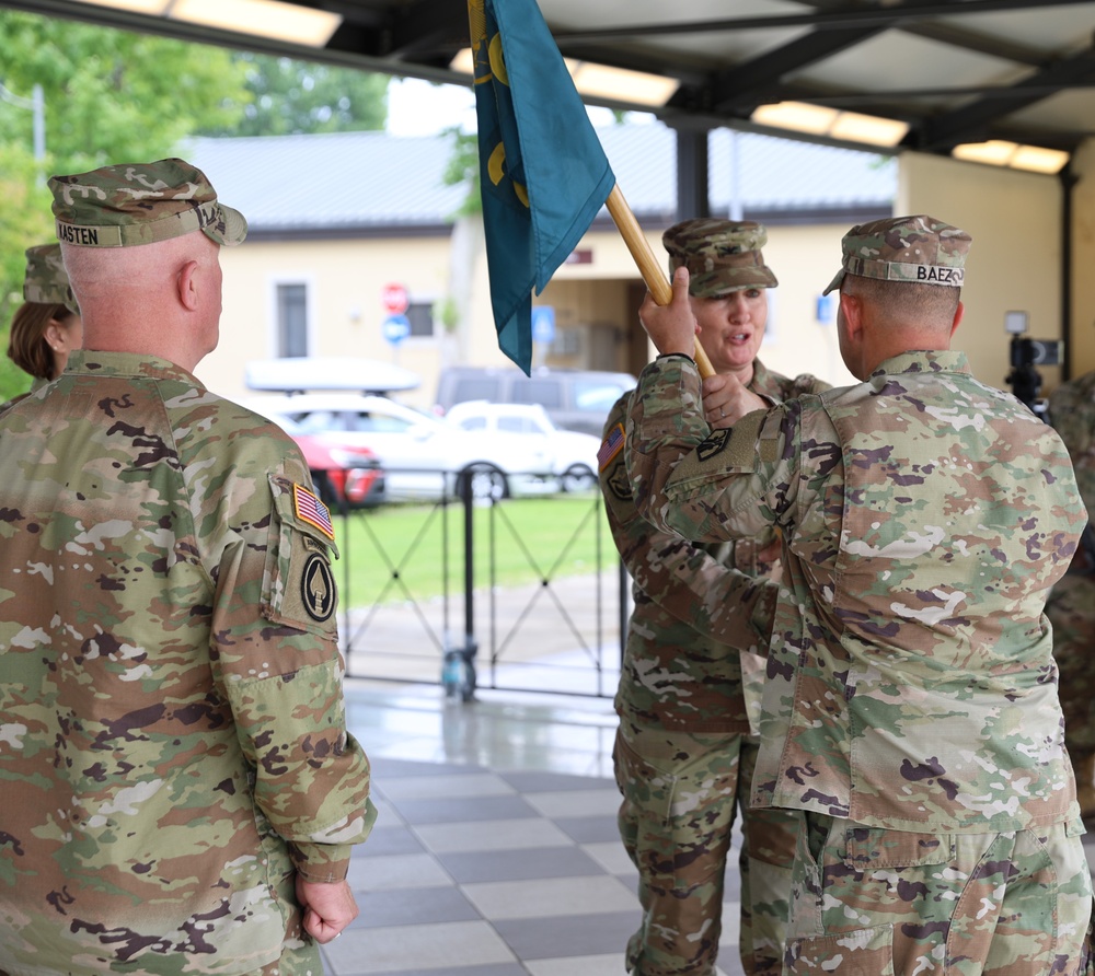 2500th Digital Liason Detachment Conducts Change of Command