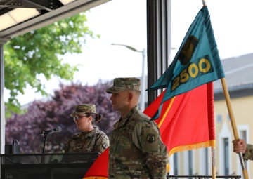 2500th Digital Liason Detachment Conducts Change of Command
