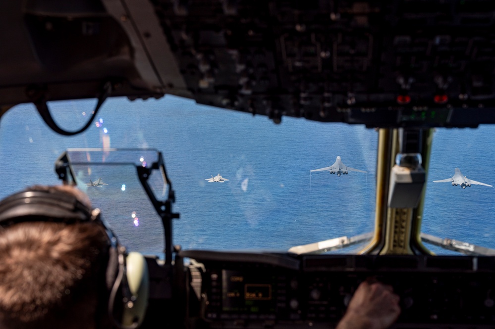 Valiant Shield Formation Flight