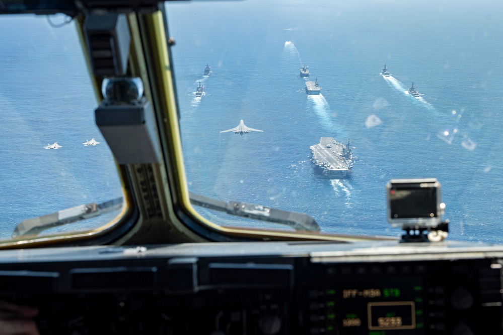 Valiant Shield Formation Flight