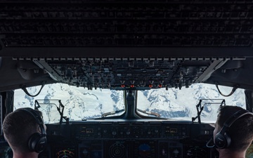 AMC C-17S EXPLODE INTO THEATER FOR VALIANT SHIELD 24