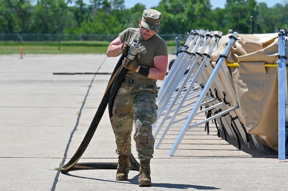 Logistics forces participate in remote fueling exercise