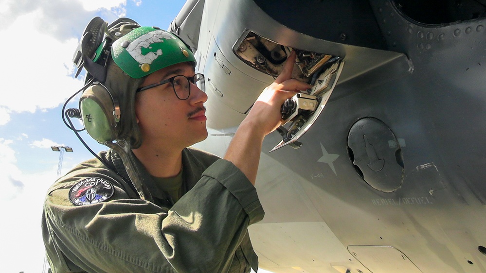 VMM-365 (REIN), 24th MEU (SOC) Aircraft Maintenance in Sweden